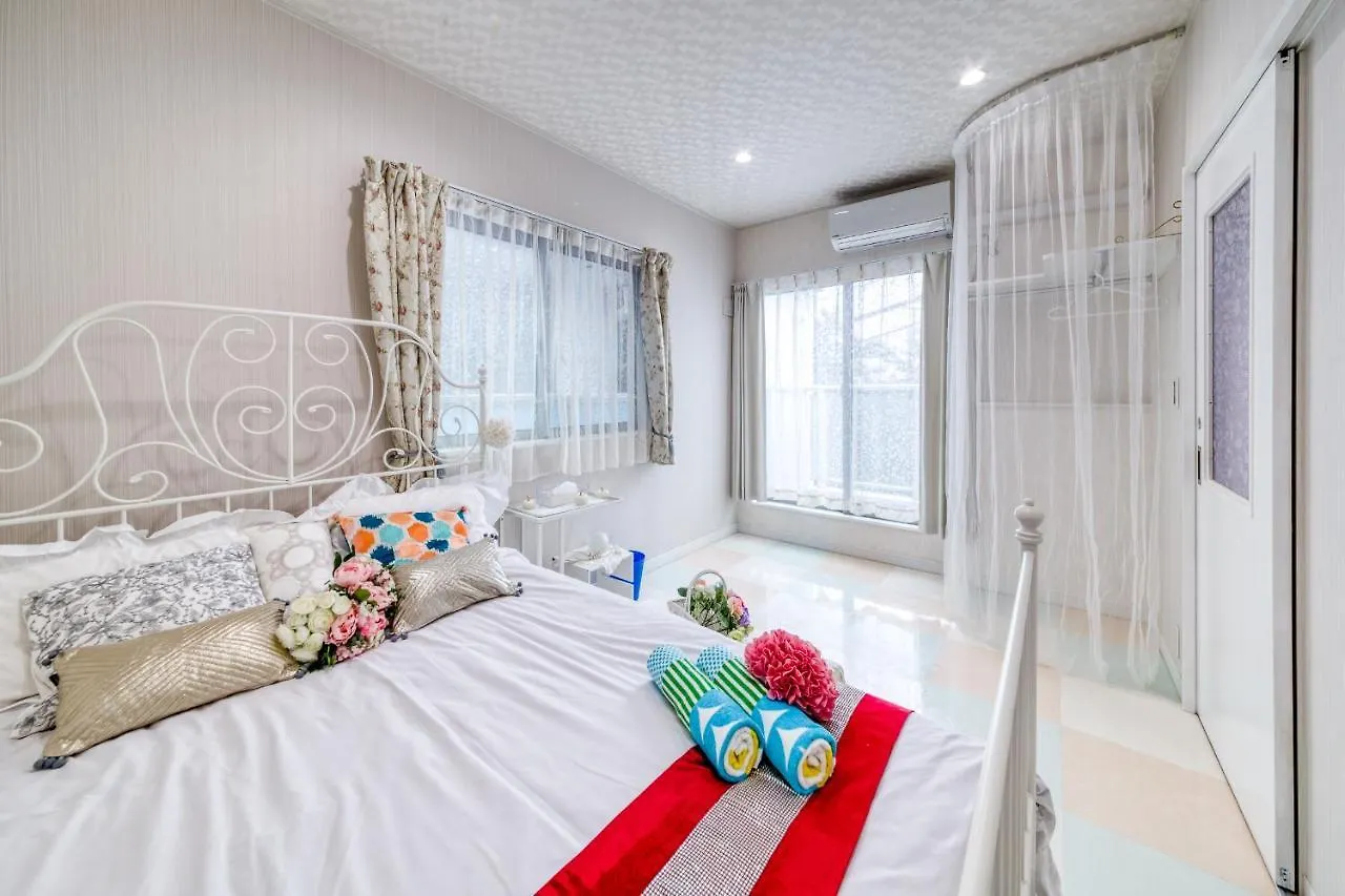 Appartement Diamond Moon Palace Takadanobaba,2 Stops To Shinjuku Tōkyō Japon