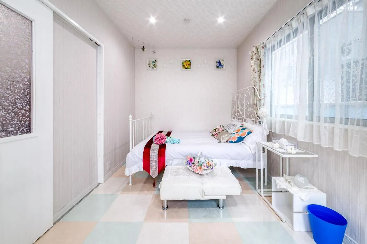 Diamond Moon Palace Takadanobaba Tokyo Apartment